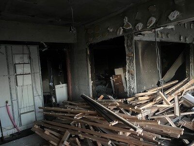 愛知県小牧市のマンション火災現場の内装解体工事