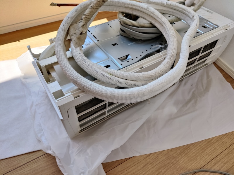 エアコンを自分で処分をするときには