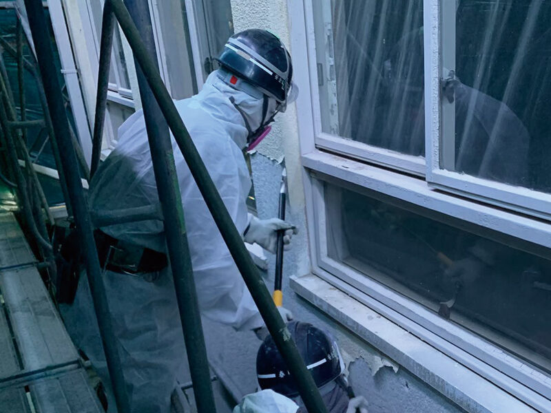 剥離剤併用手工具ケレン工法