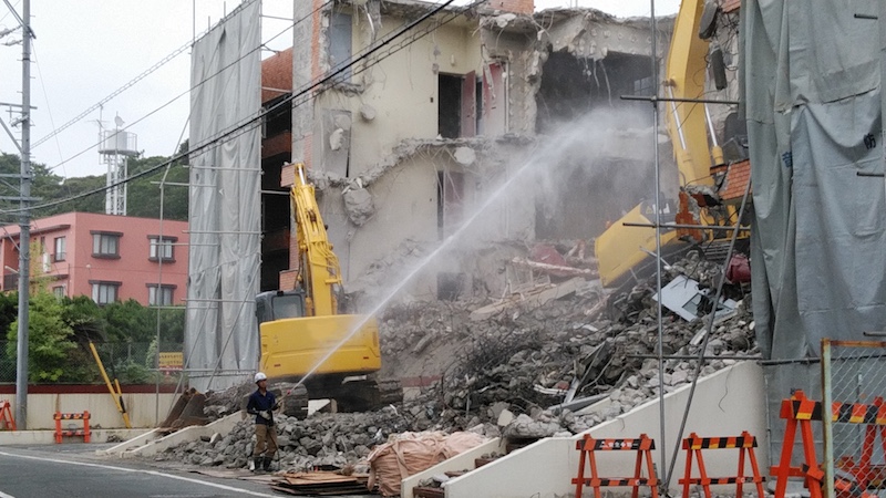 建築物の解体工事