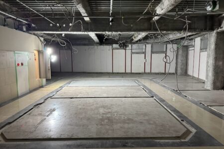 カラオケ店舗　内装解体