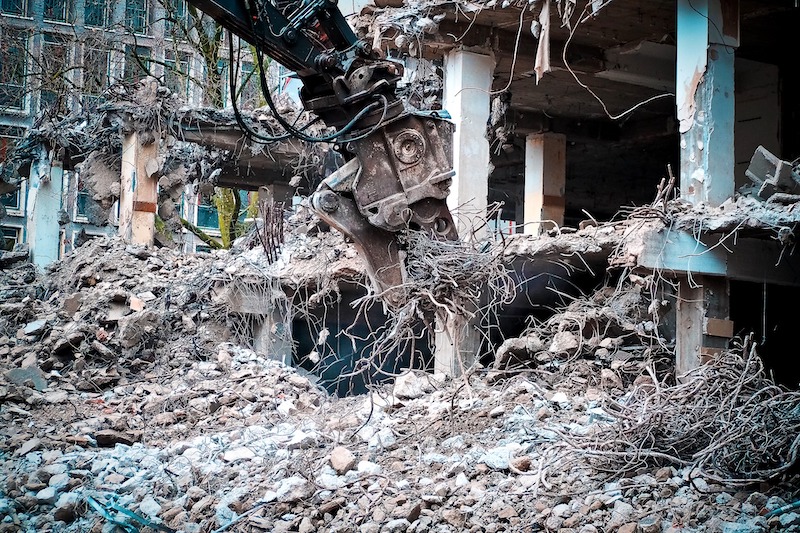 はつり工事とは？解体工事との違い、信頼できるはつり工事業者の選び方